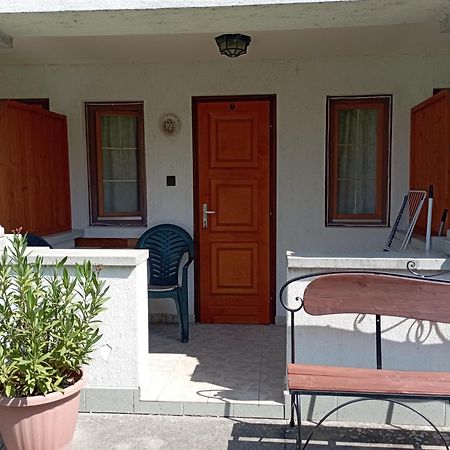 Villa Suzy Zamárdi Εξωτερικό φωτογραφία
