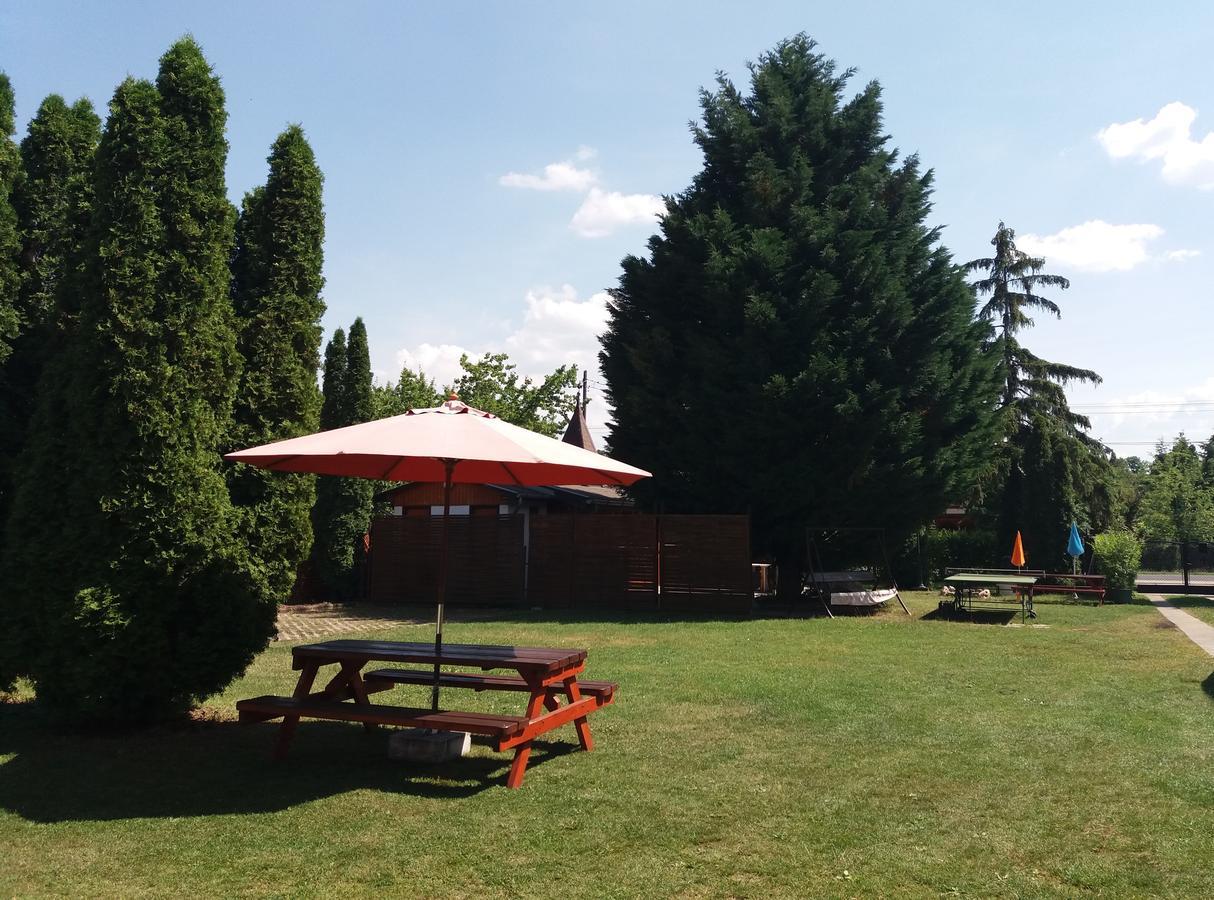 Villa Suzy Zamárdi Εξωτερικό φωτογραφία